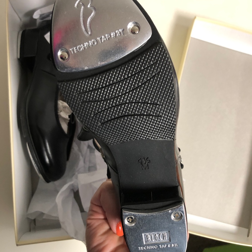 Bloch tap shoe size 4.5 black NEW